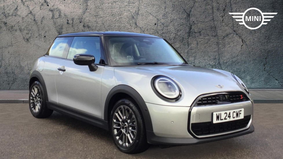 Main listing image - MINI Hatchback