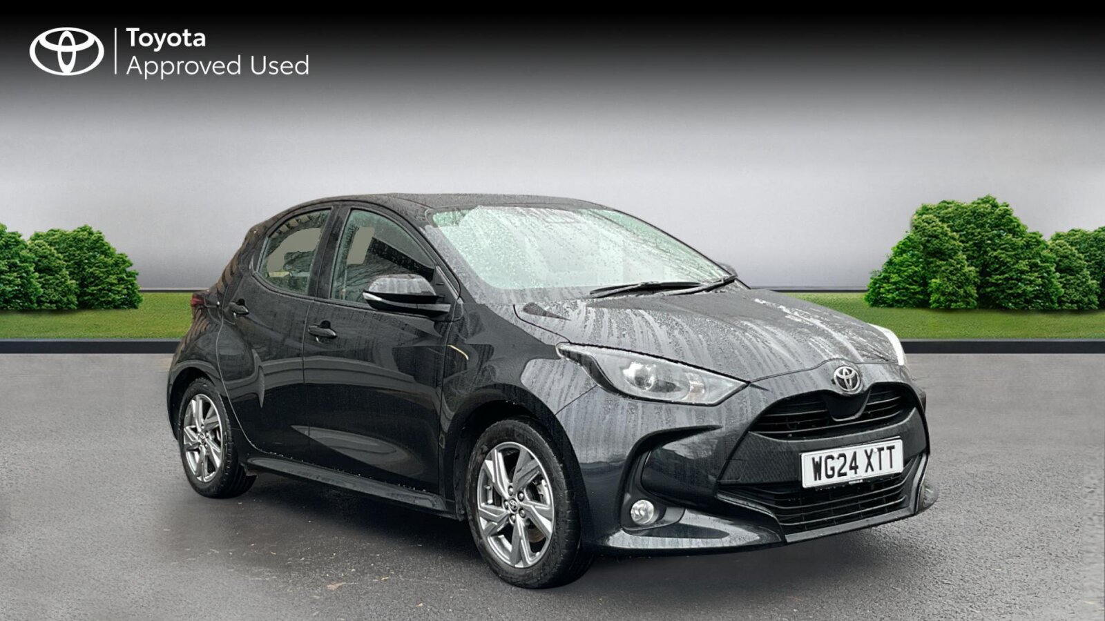 Main listing image - Toyota Yaris