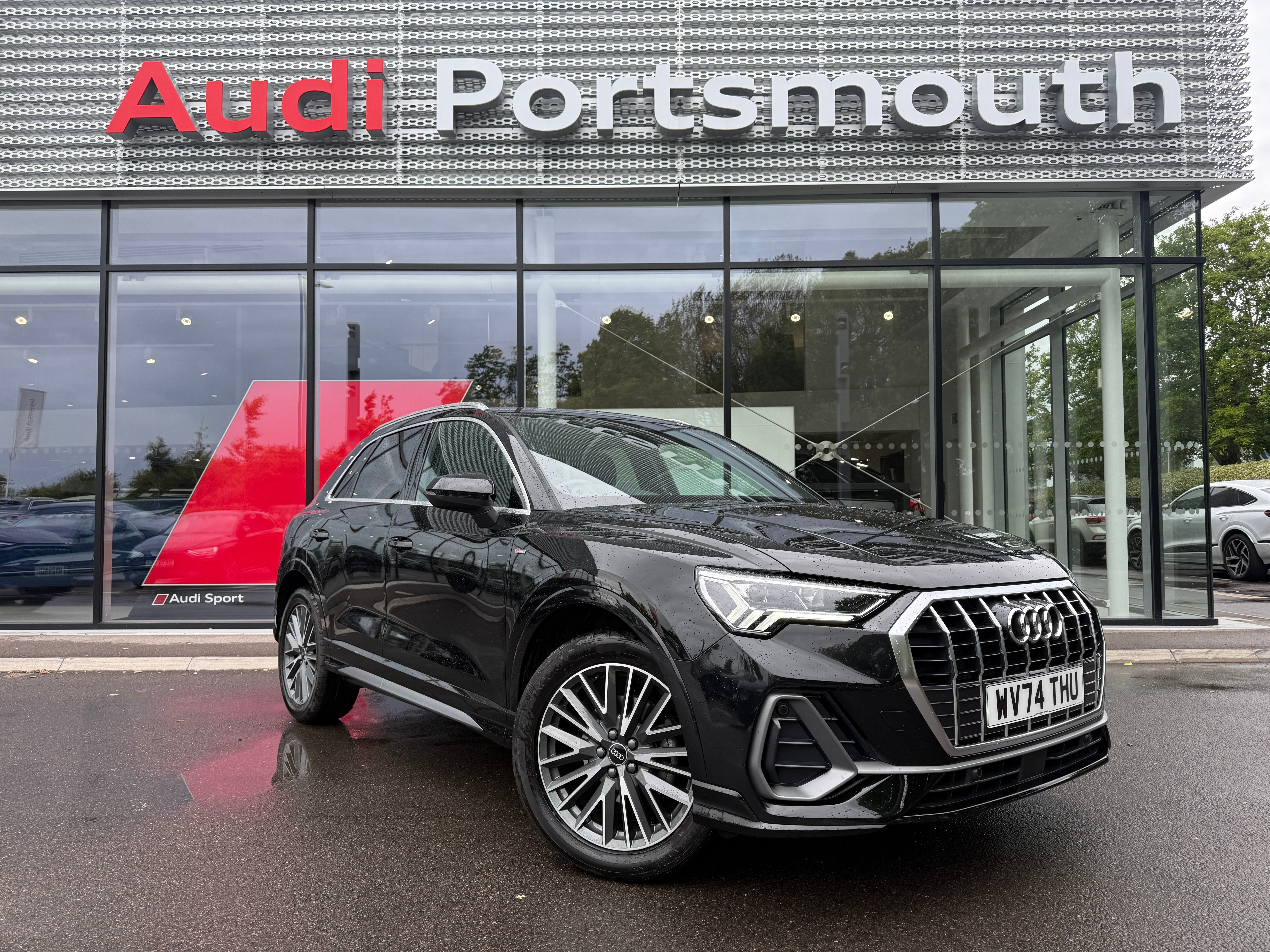 Main listing image - Audi Q3
