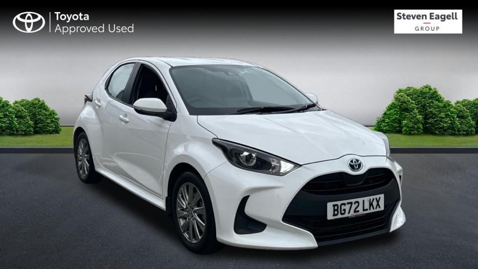 Main listing image - Toyota Yaris