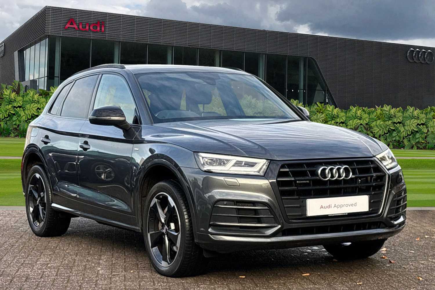 Main listing image - Audi Q5