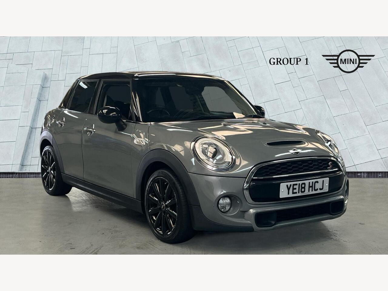 Main listing image - MINI Hatchback 5dr