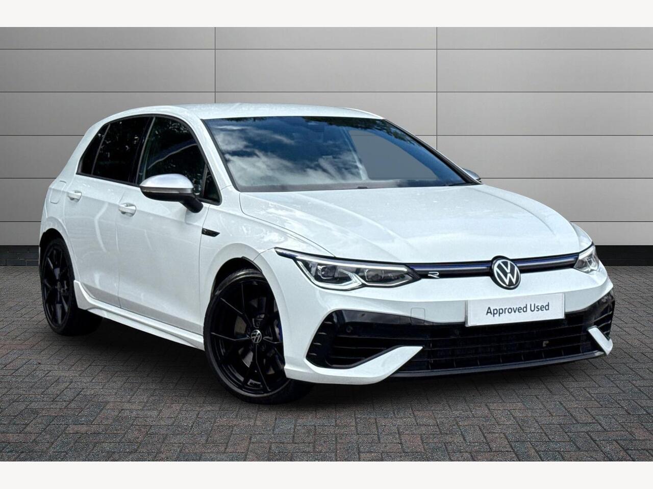 Main listing image - Volkswagen Golf R