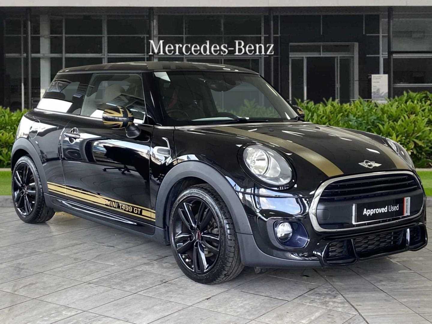 Main listing image - MINI Hatchback