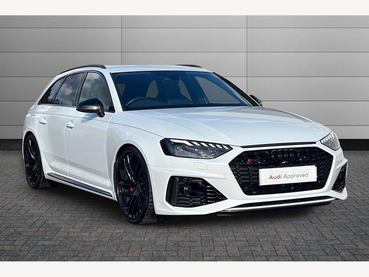 Main listing image - Audi RS4