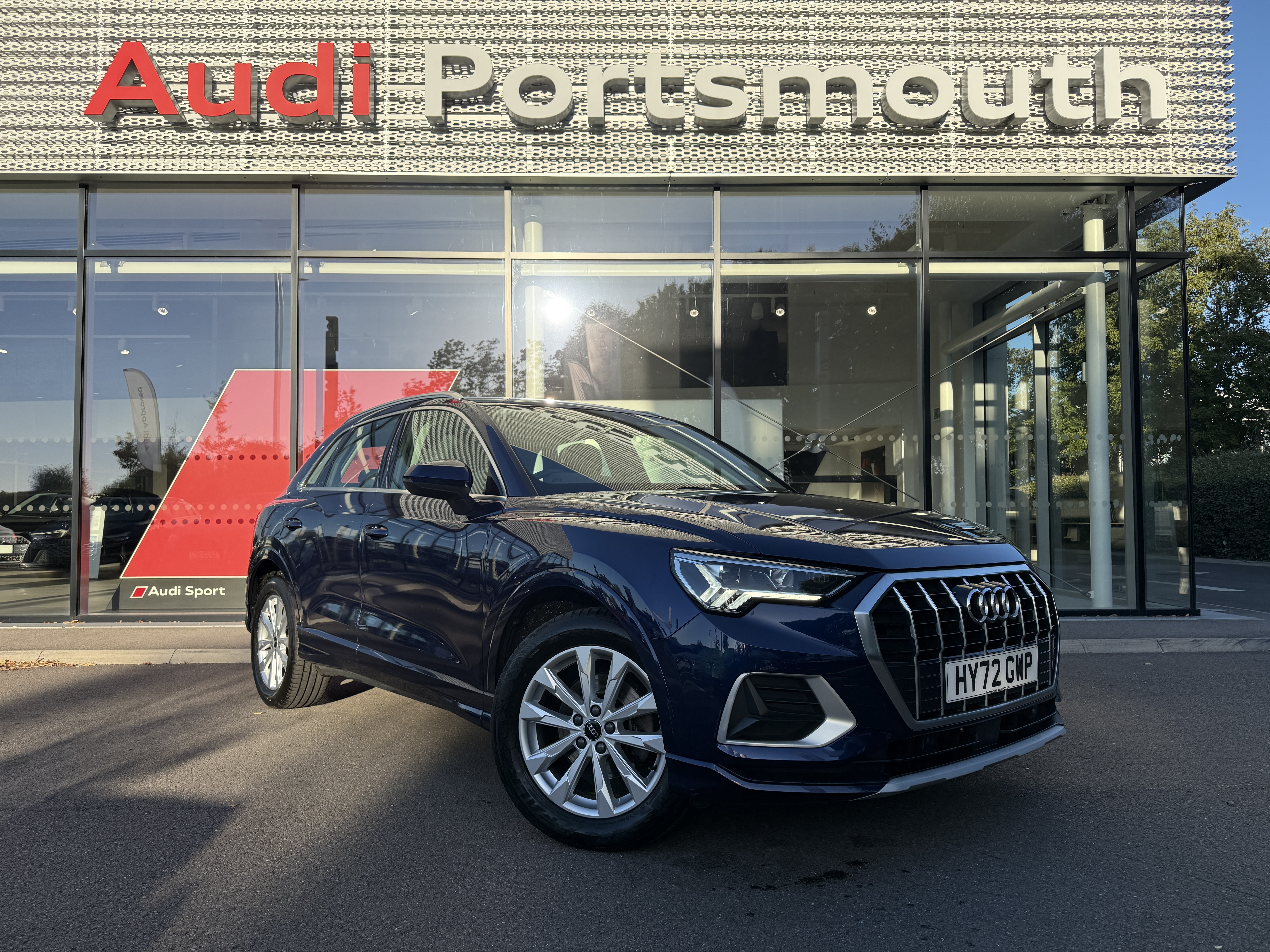 Main listing image - Audi Q3