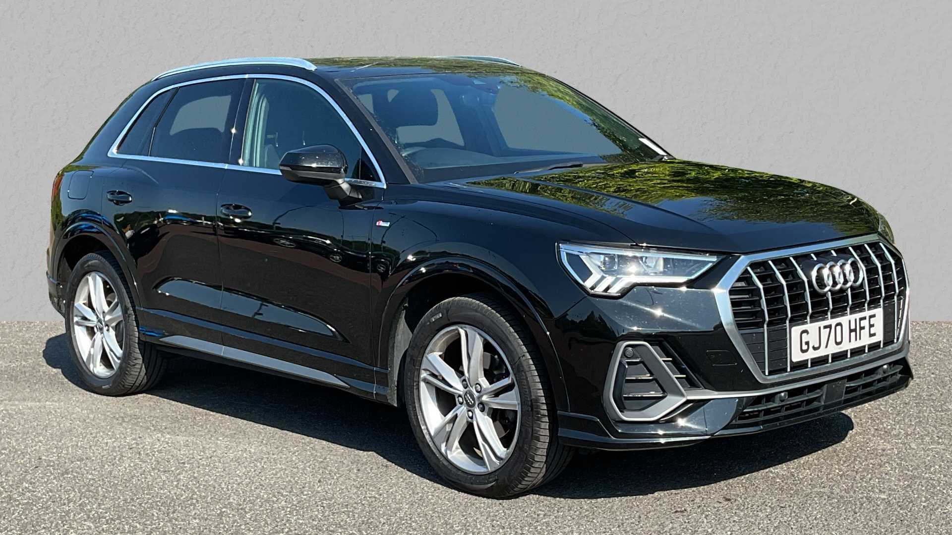 Main listing image - Audi Q3