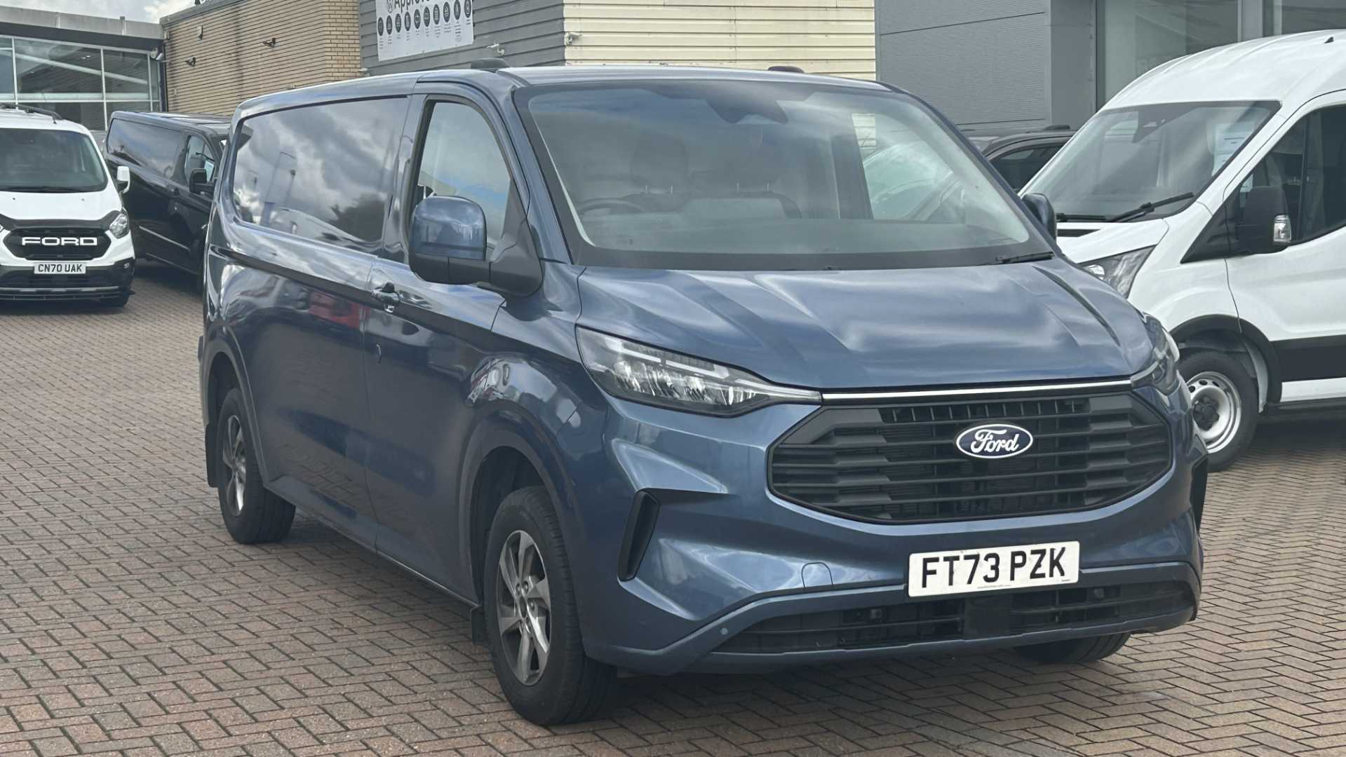 Main listing image - Ford Transit Custom