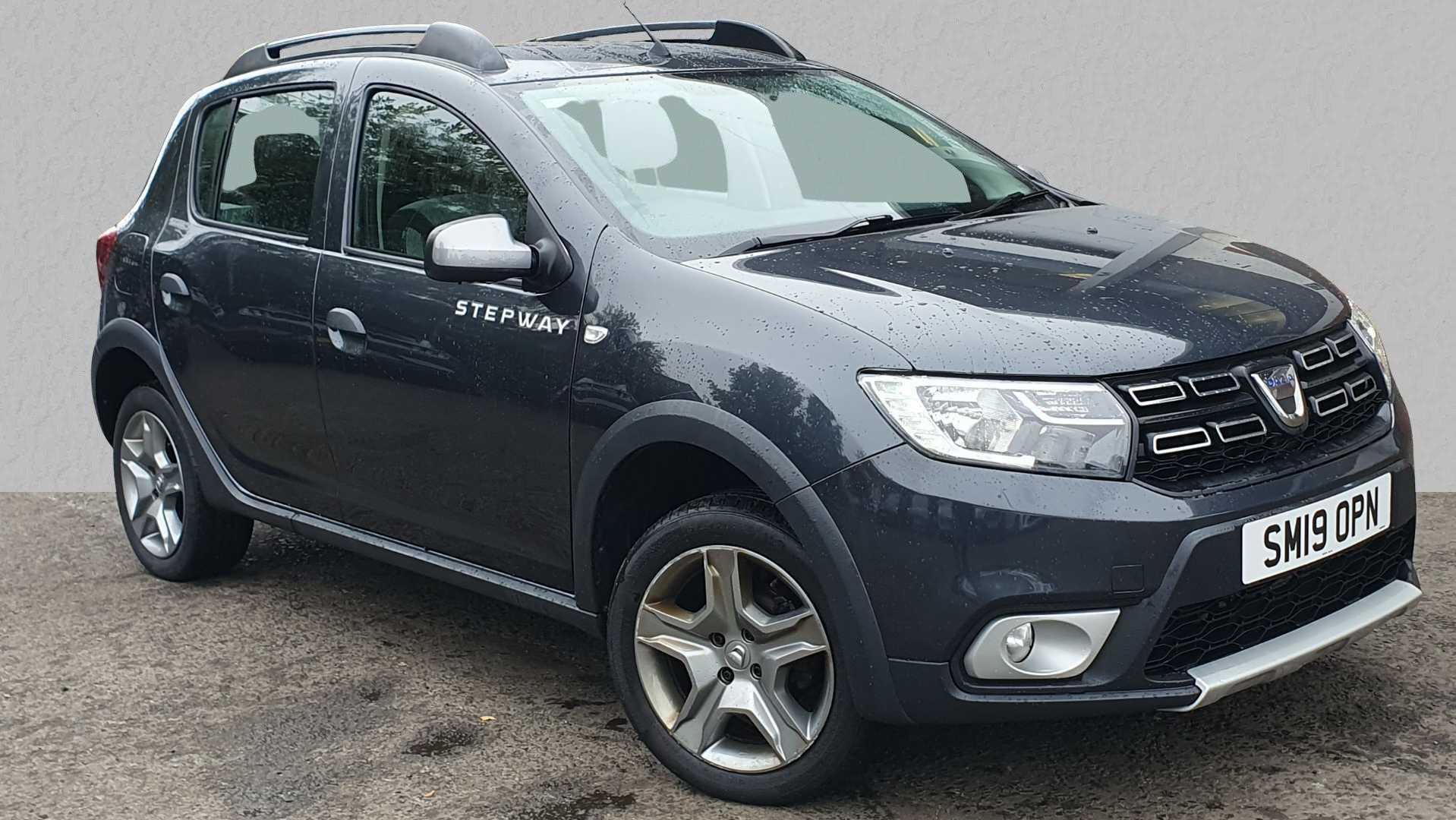 Main listing image - Dacia Sandero Stepway