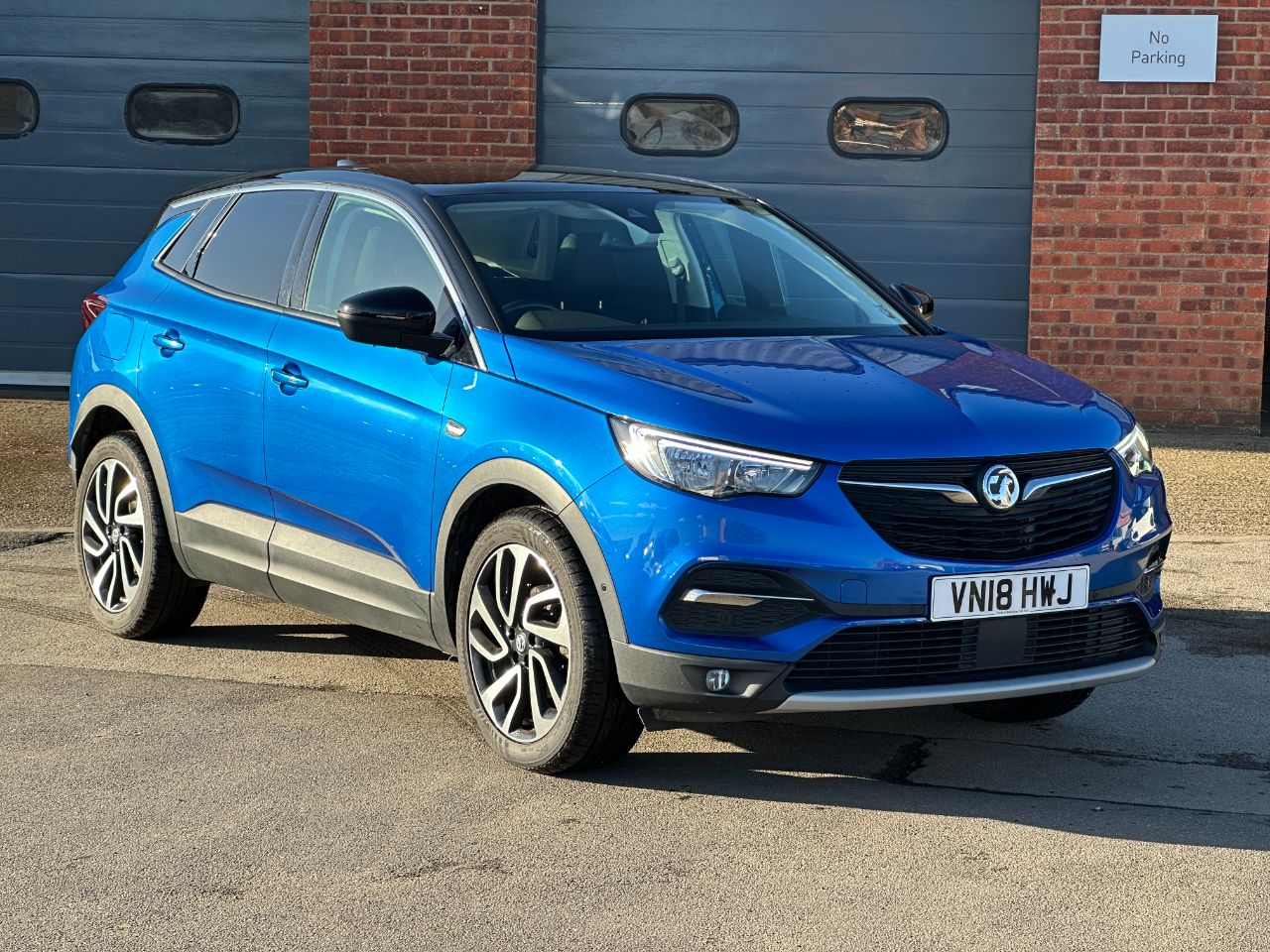 Main listing image - Vauxhall Grandland X