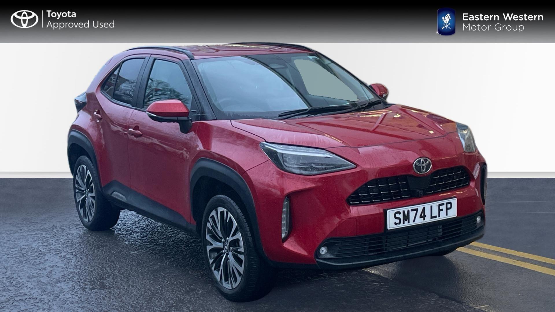 Main listing image - Toyota Yaris Cross
