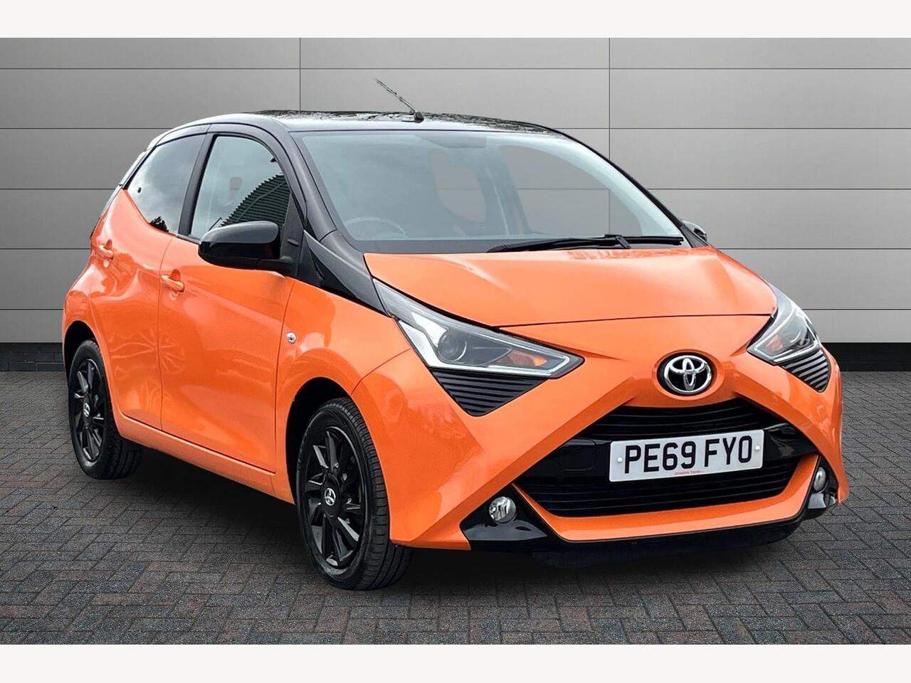 Main listing image - Toyota Aygo
