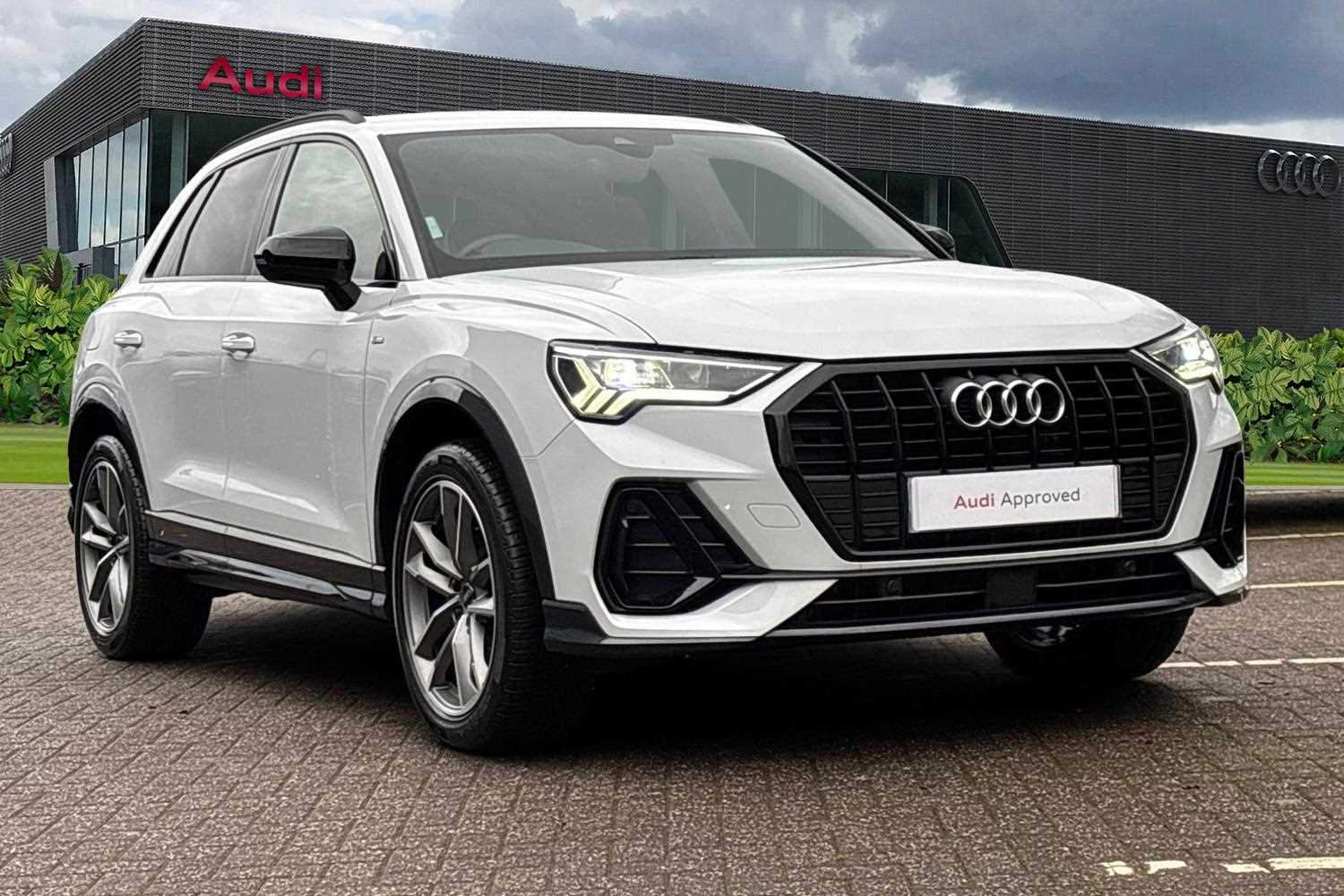 Main listing image - Audi Q3