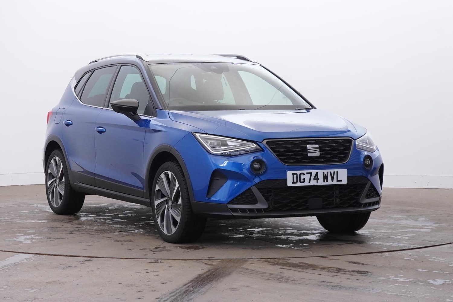 Main listing image - SEAT Arona