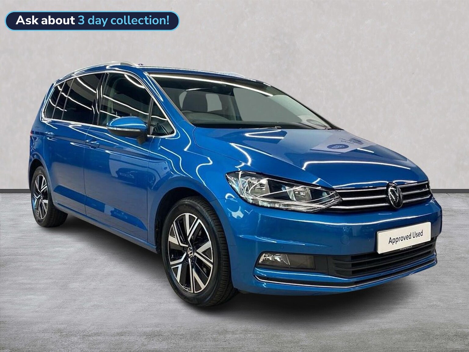 Main listing image - Volkswagen Touran