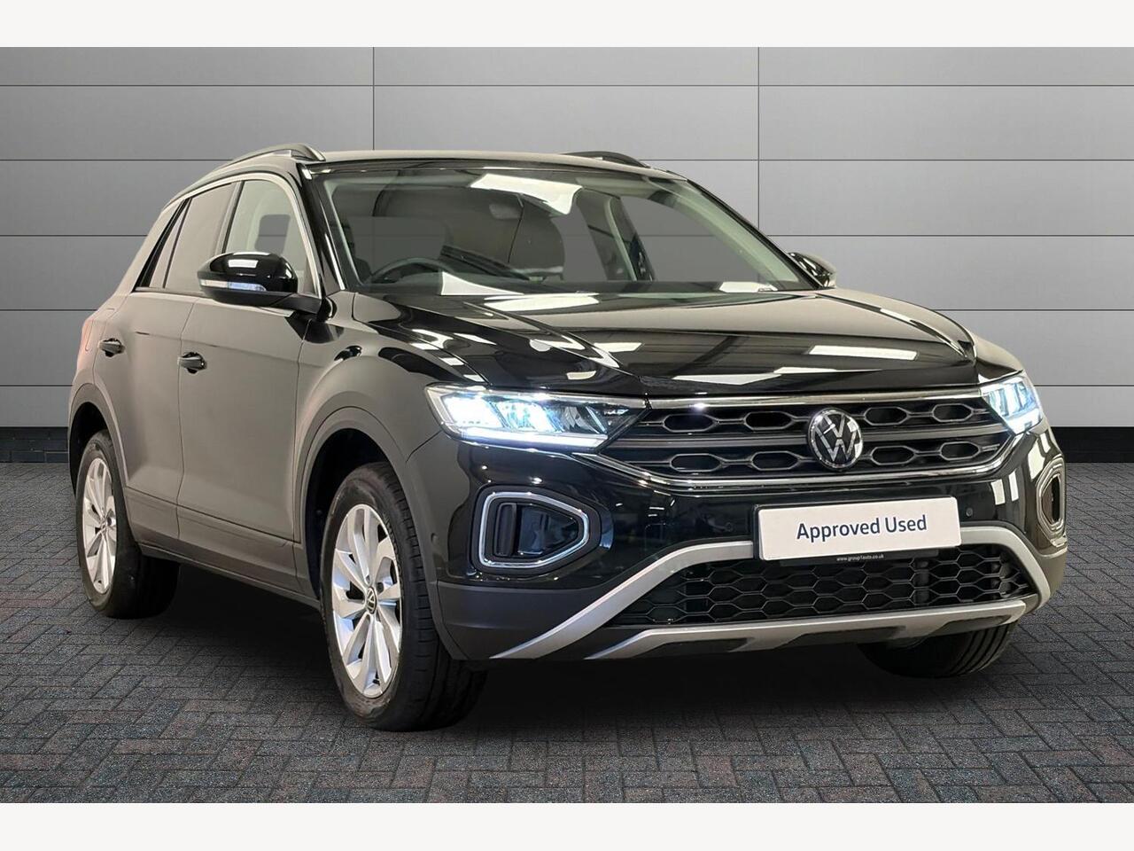 Main listing image - Volkswagen T-Roc