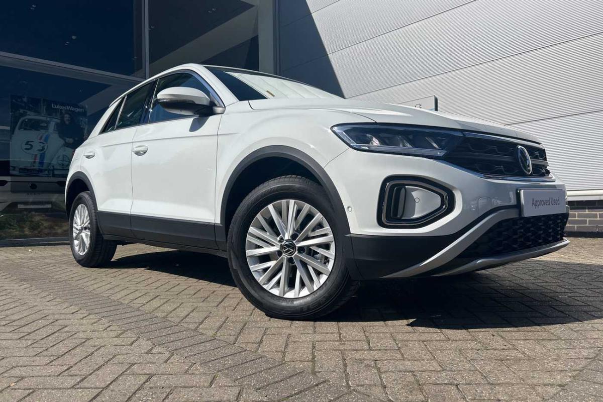 Main listing image - Volkswagen T-Roc