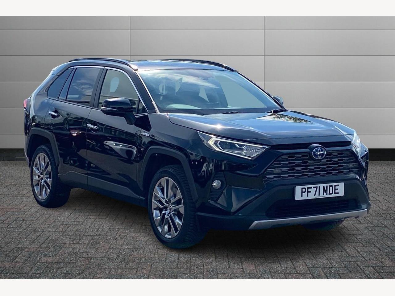 Main listing image - Toyota RAV4