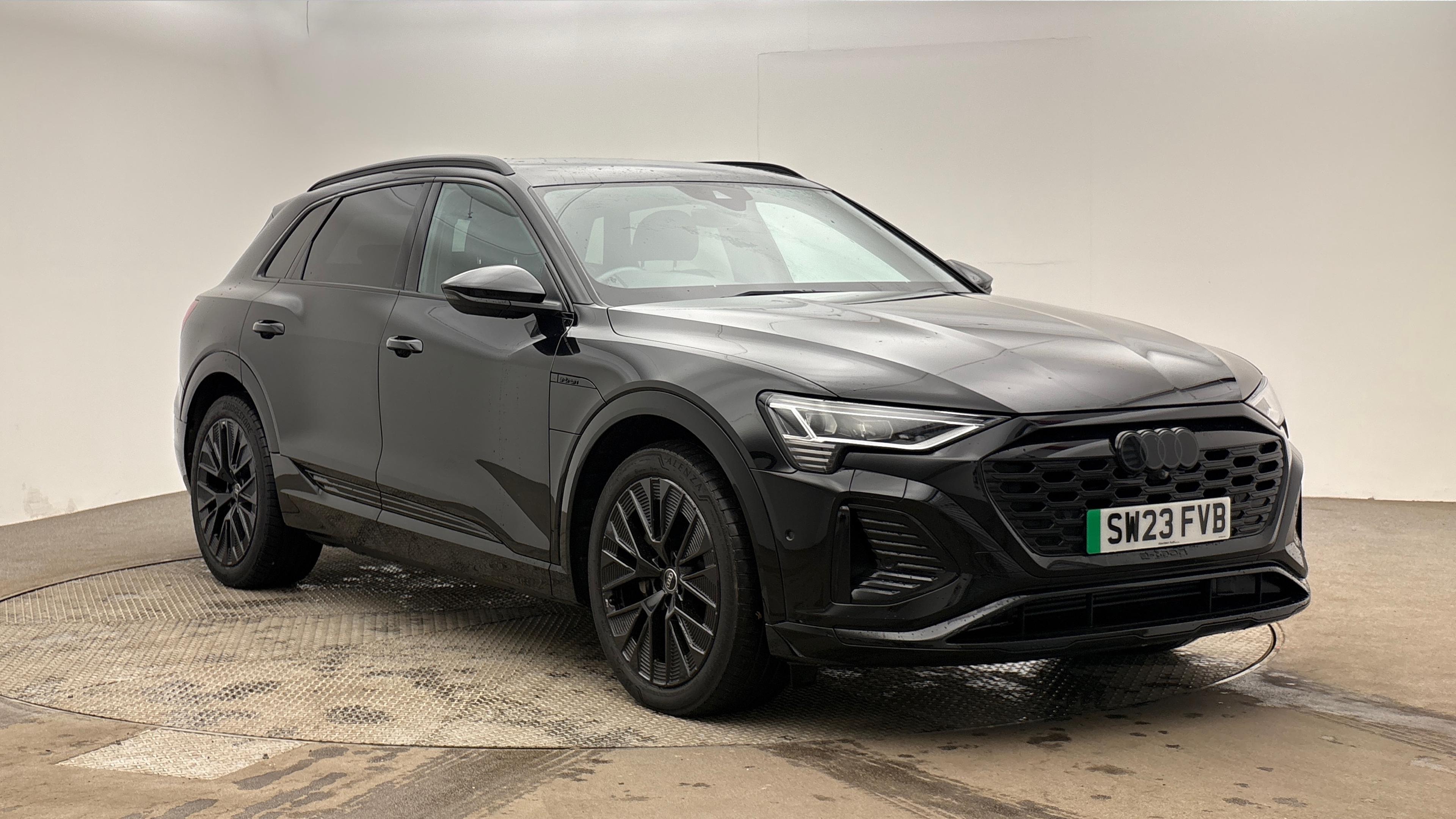 Main listing image - Audi Q8