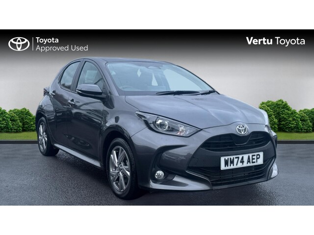 Main listing image - Toyota Yaris