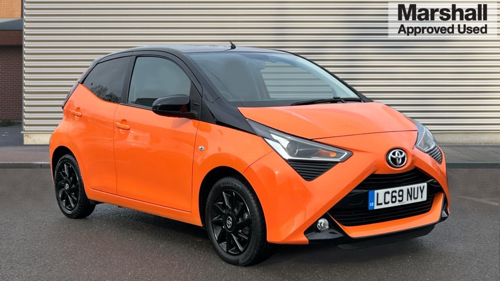 Main listing image - Toyota Aygo