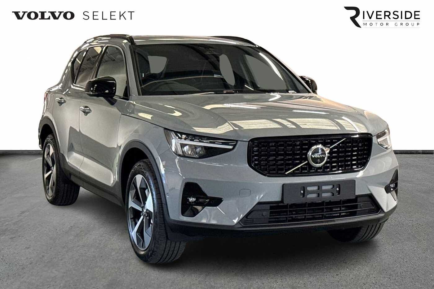 Main listing image - Volvo XC40