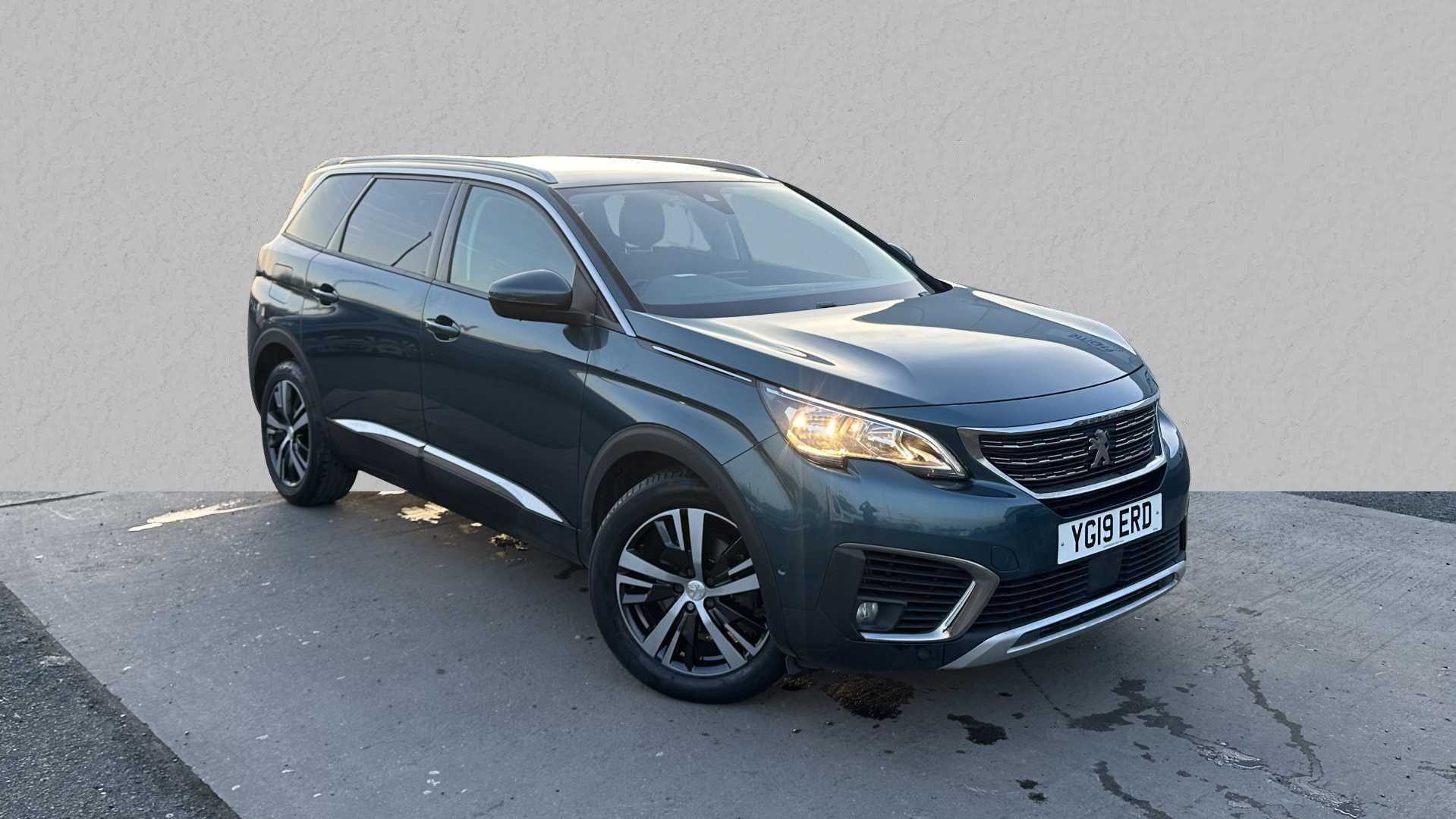 Main listing image - Peugeot 5008