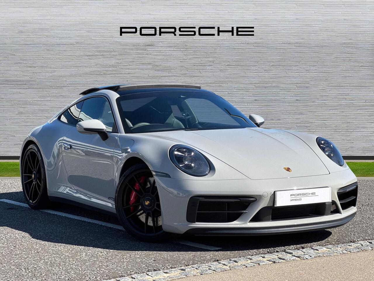 Main listing image - Porsche 911