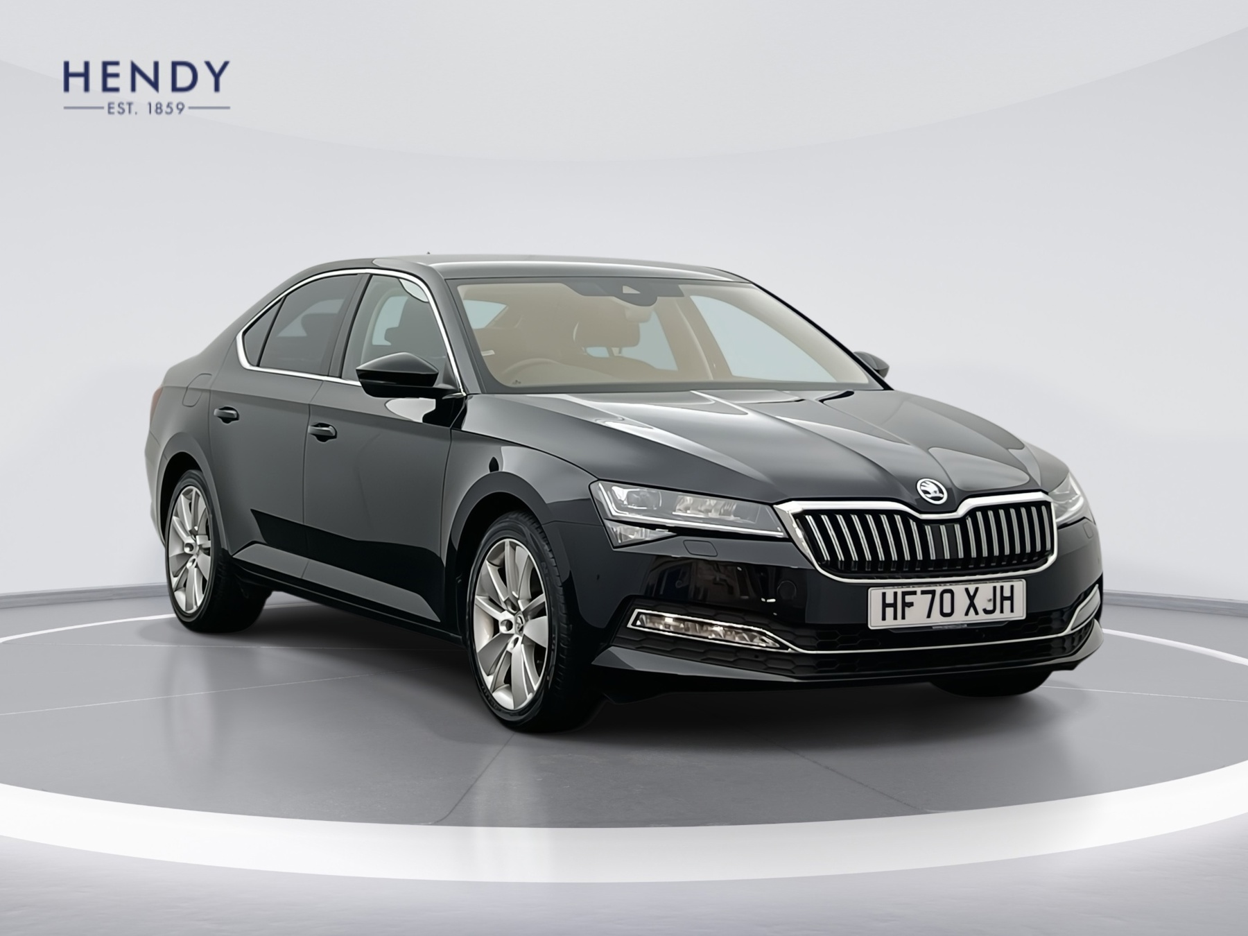 Main listing image - Skoda Superb