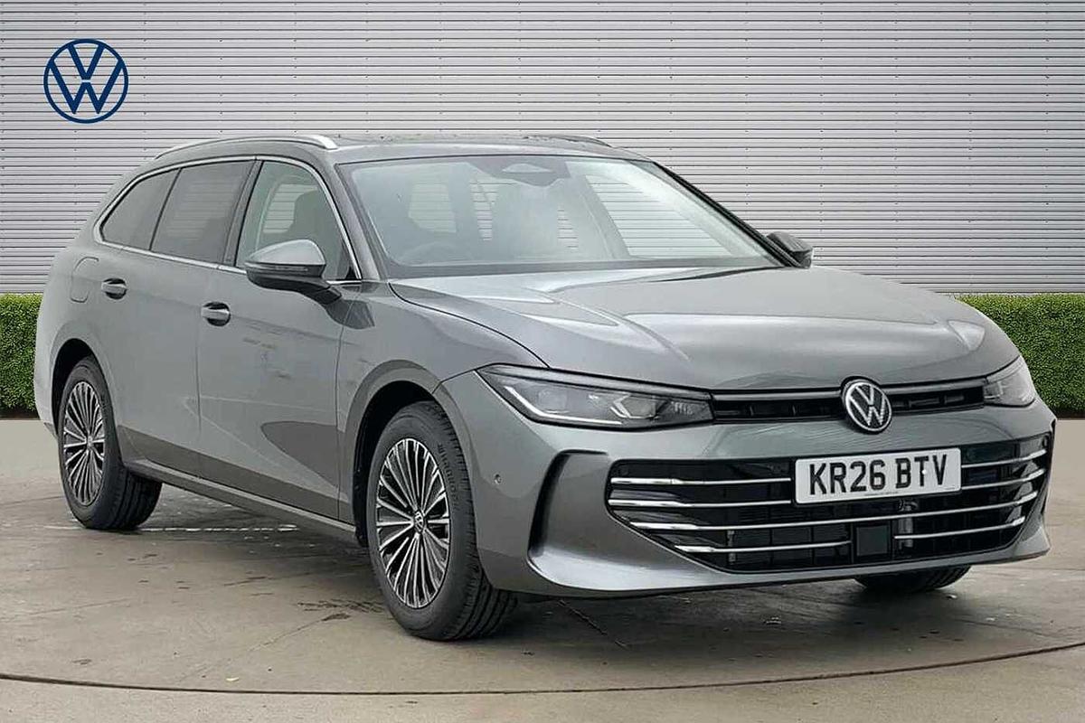Main listing image - Volkswagen Passat