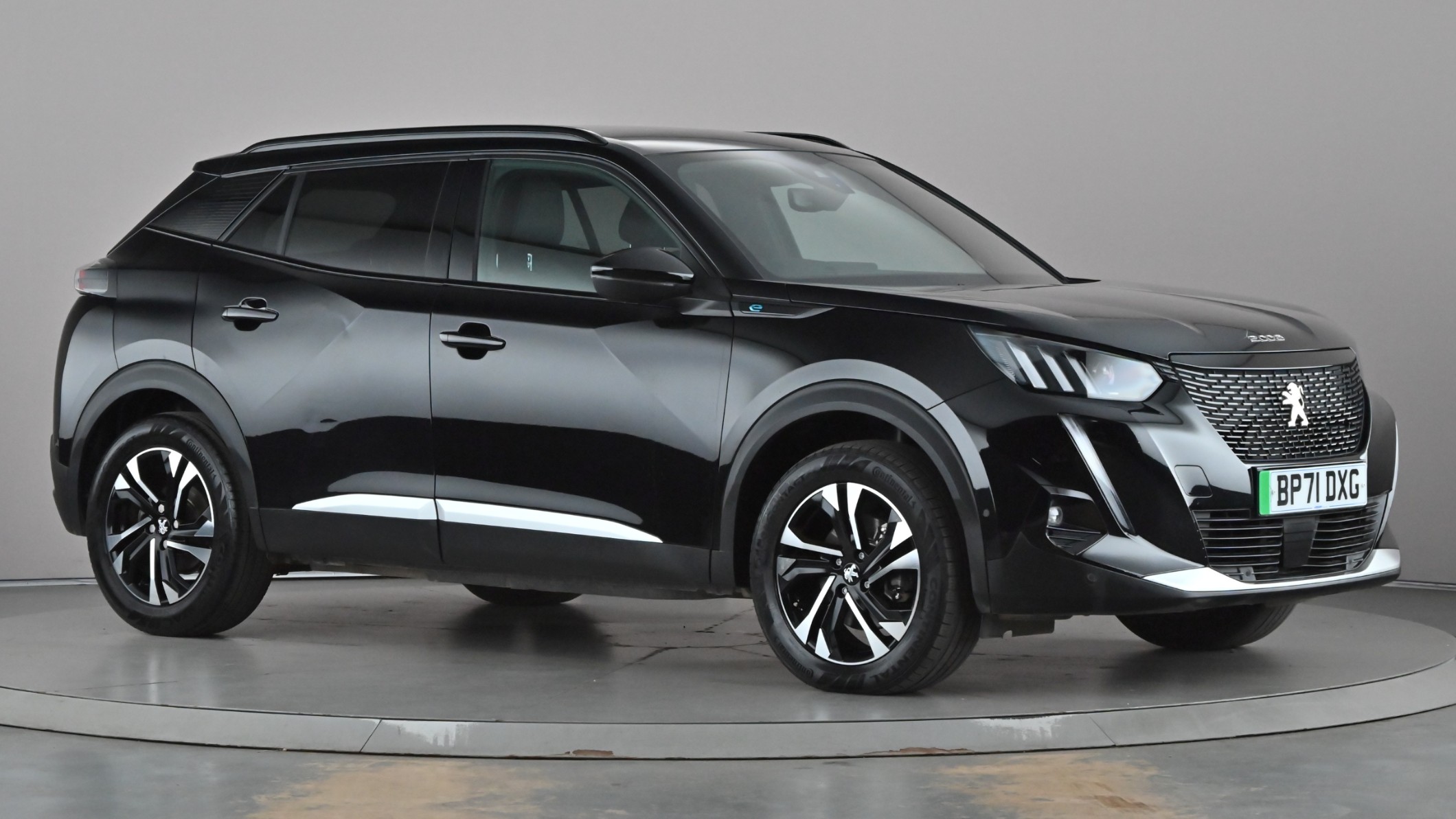 Main listing image - Peugeot e-2008