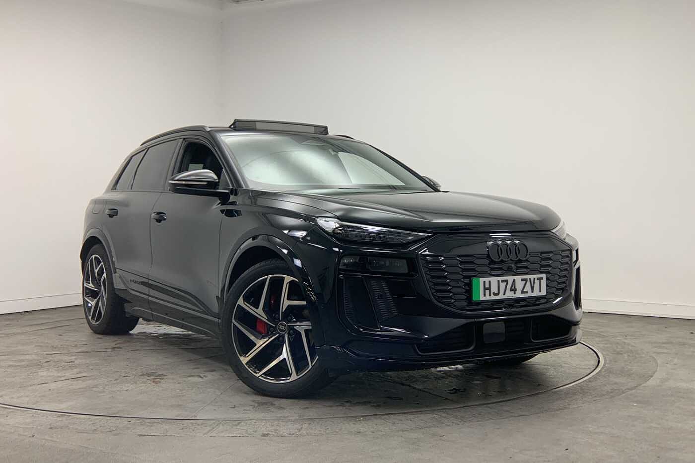 Main listing image - Audi Q6