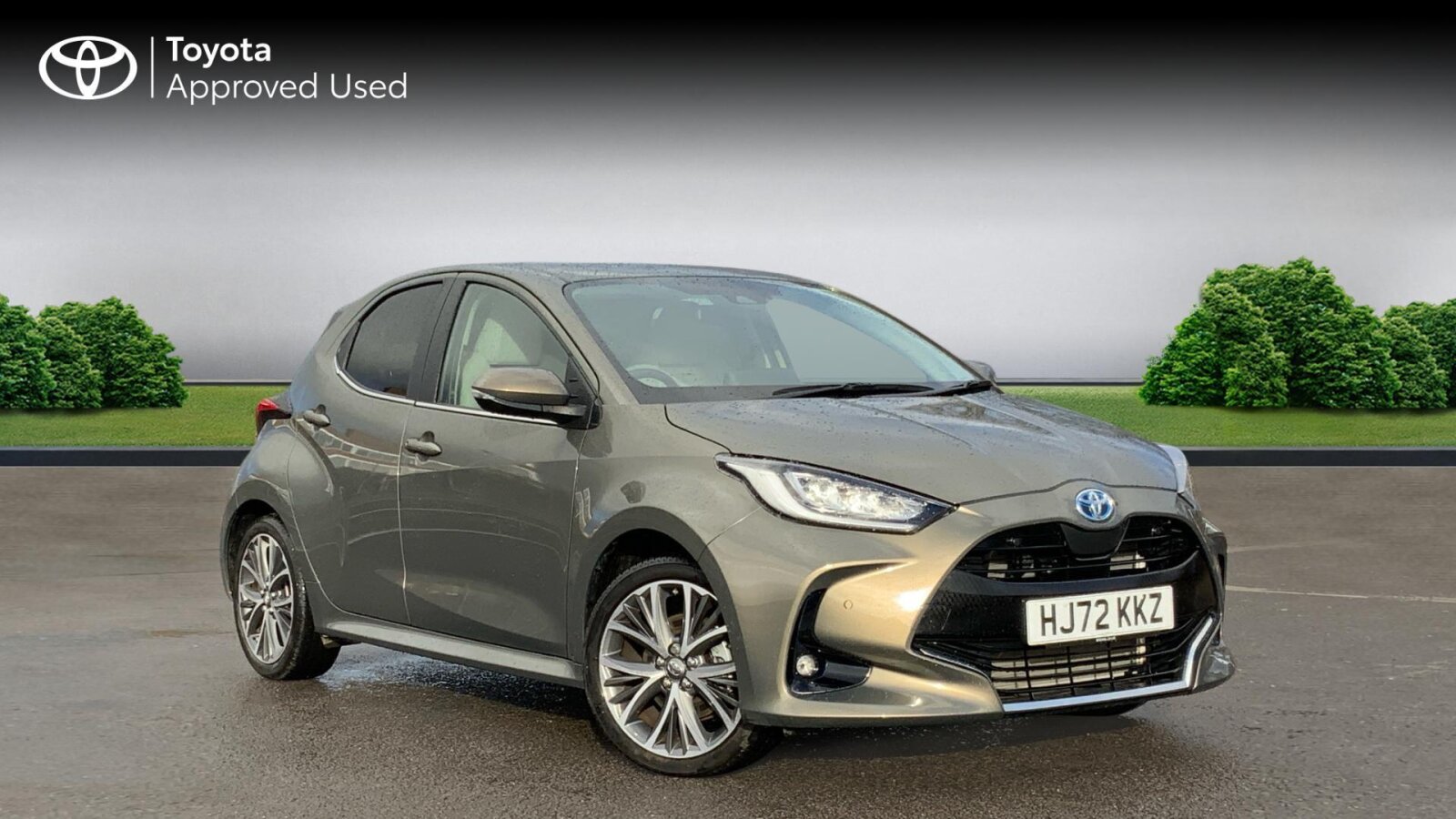 Main listing image - Toyota Yaris