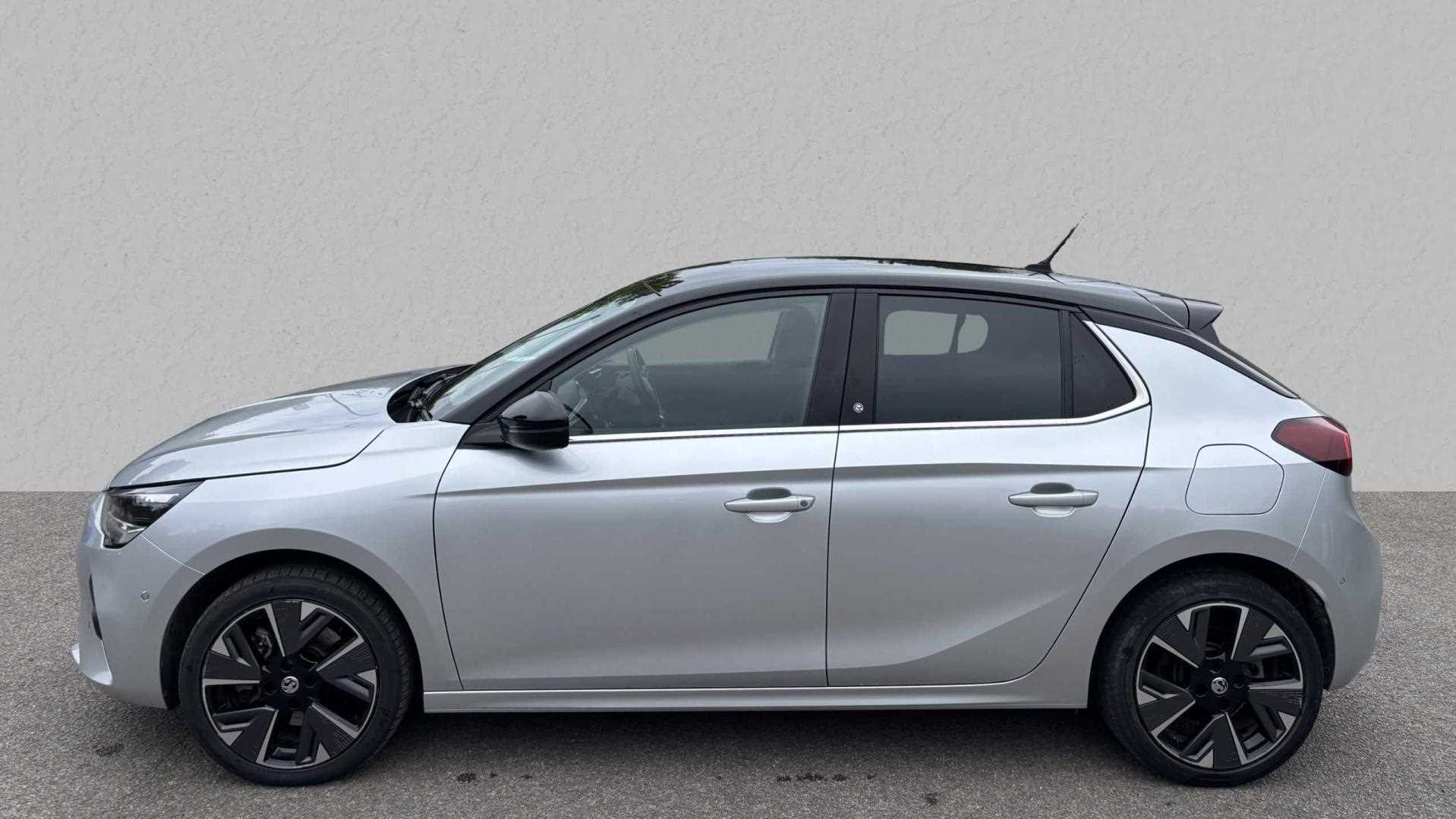 Main listing image - Vauxhall Corsa e