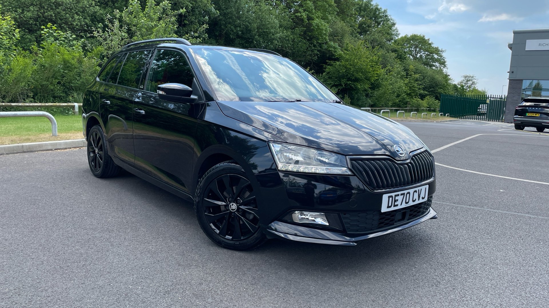 Main listing image - Skoda Fabia Estate