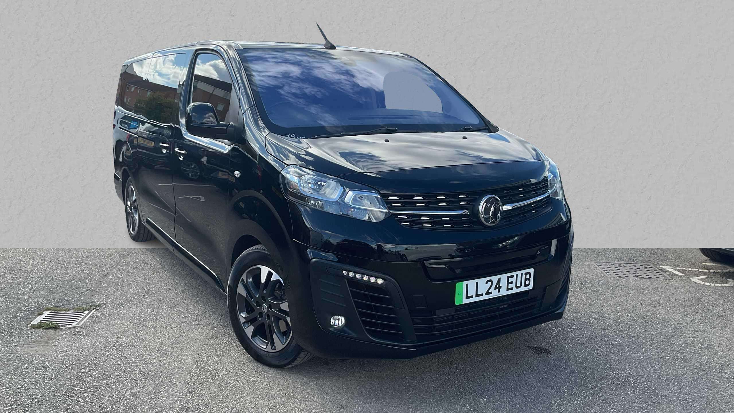 Main listing image - Vauxhall Vivaro Life-e