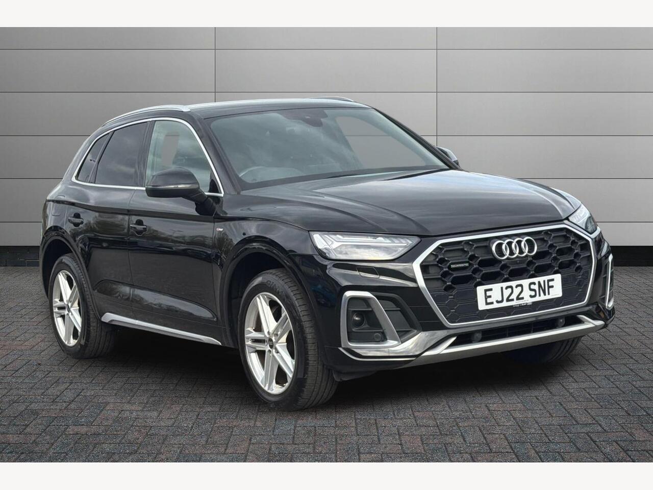 Main listing image - Audi Q5