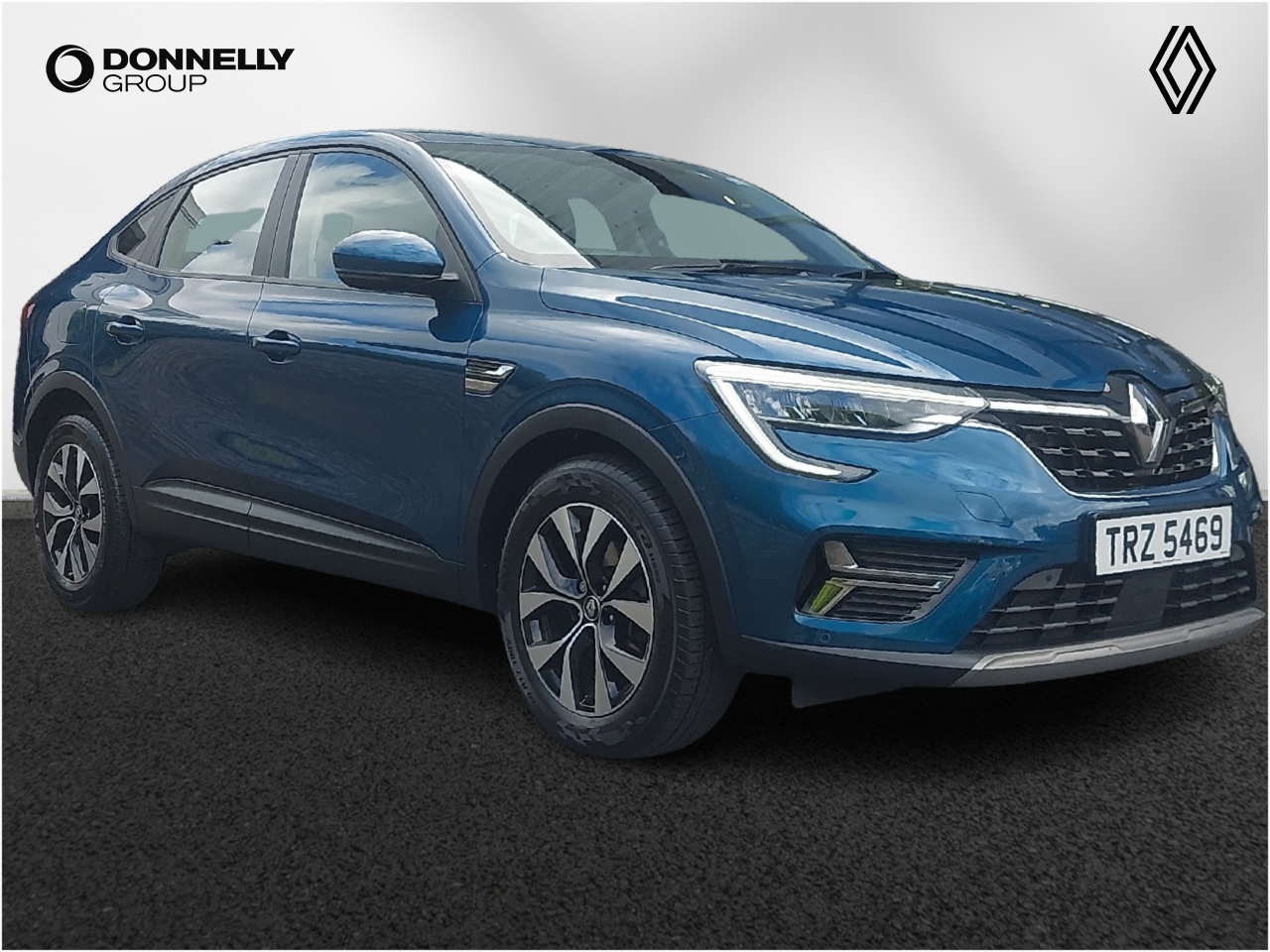 Main listing image - Renault Arkana