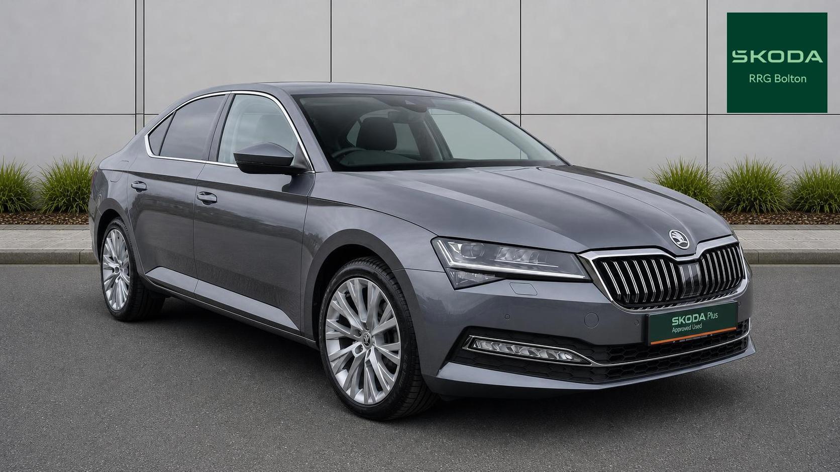 Main listing image - Skoda Superb