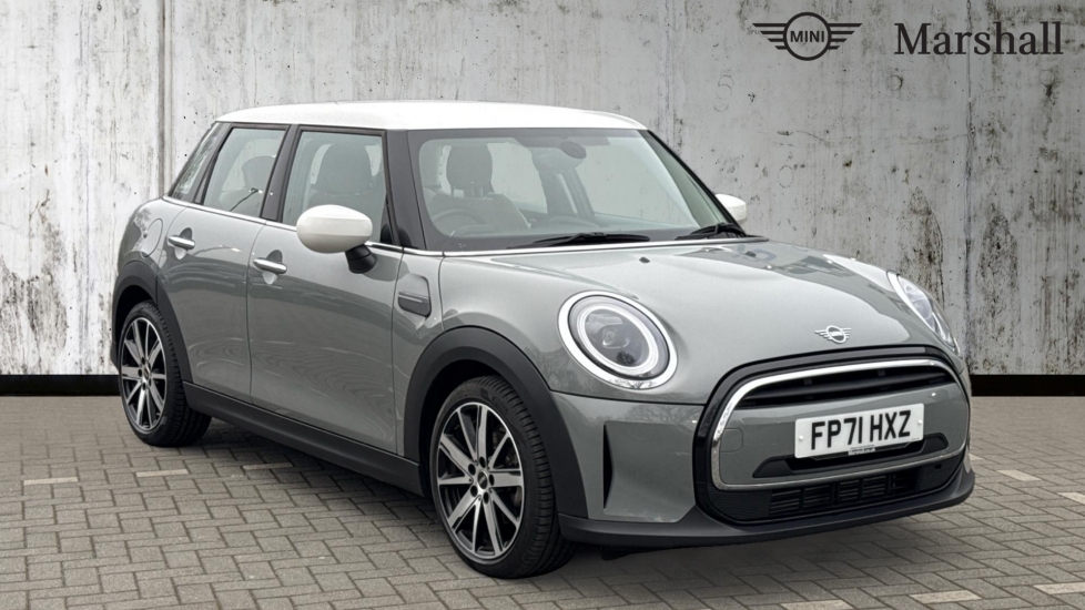 Main listing image - MINI Hatchback 5dr