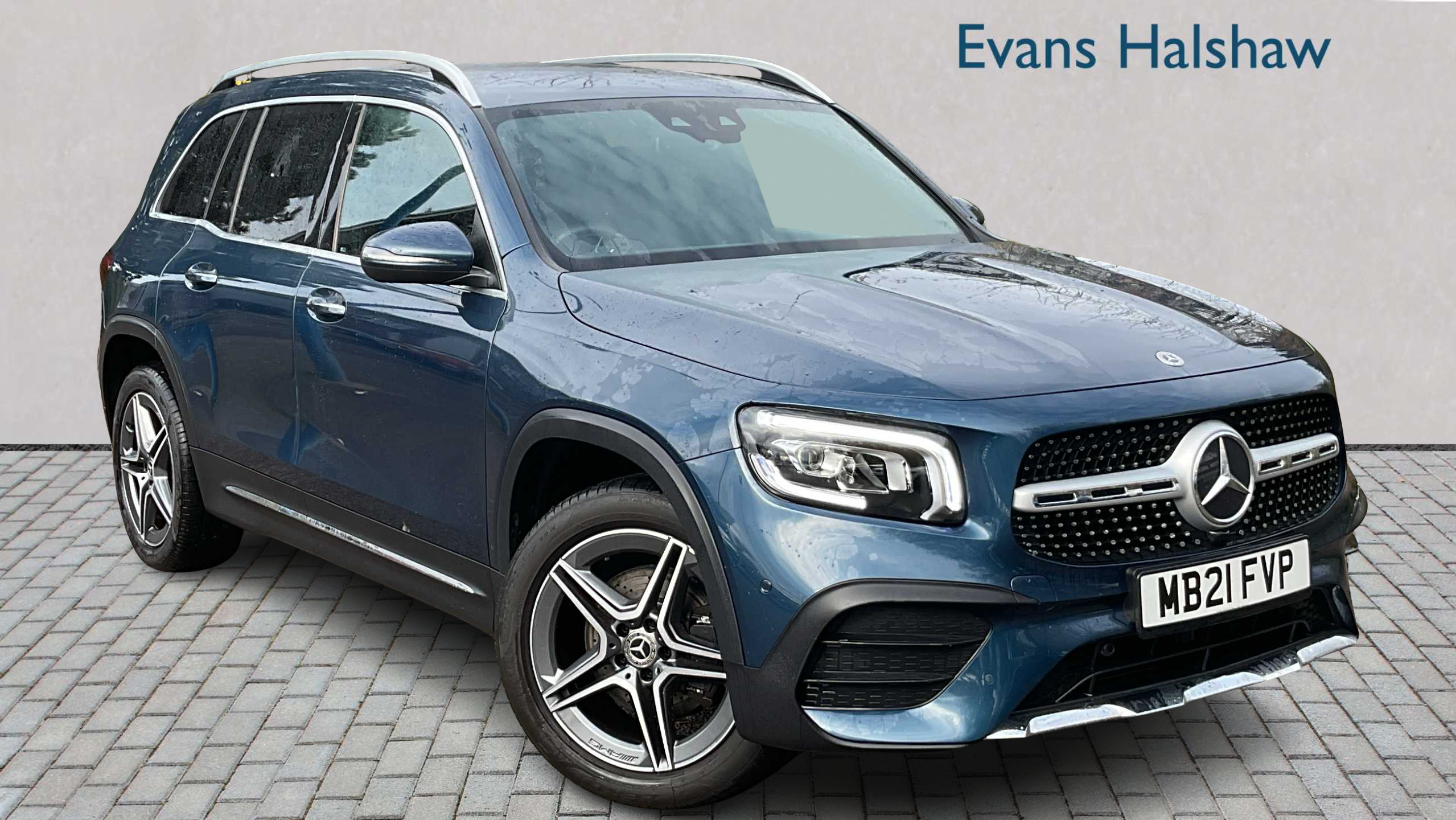 Main listing image - Mercedes-Benz GLB