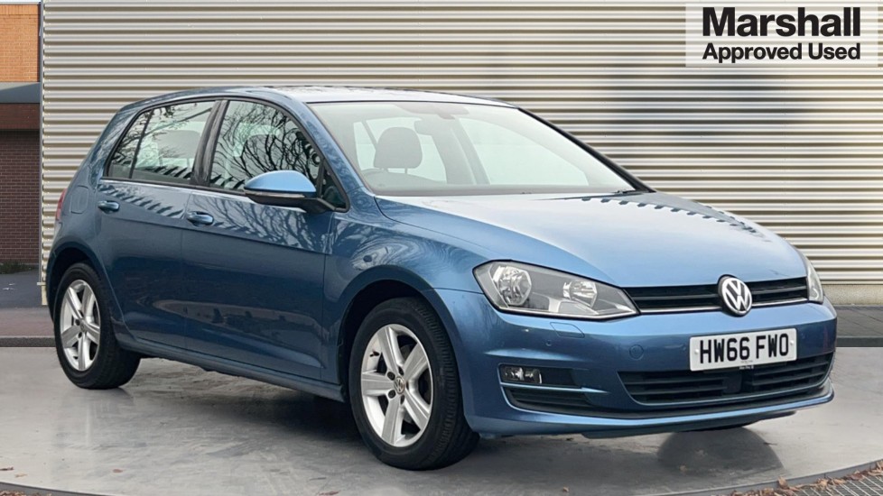 Main listing image - Volkswagen Golf