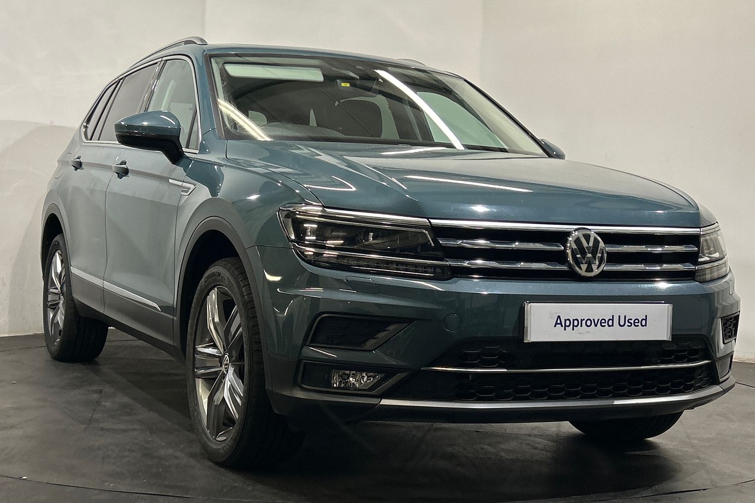 Main listing image - Volkswagen Tiguan Allspace