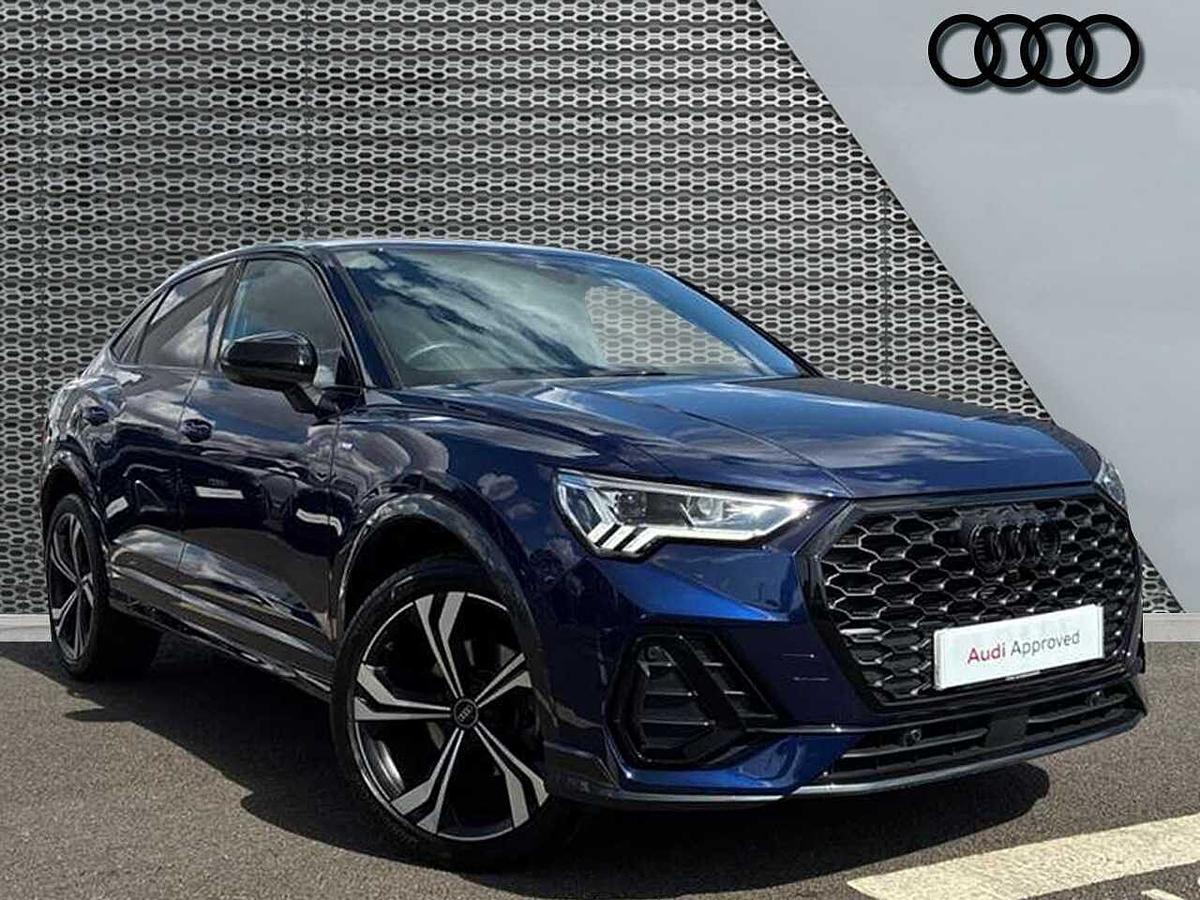 Main listing image - Audi Q3