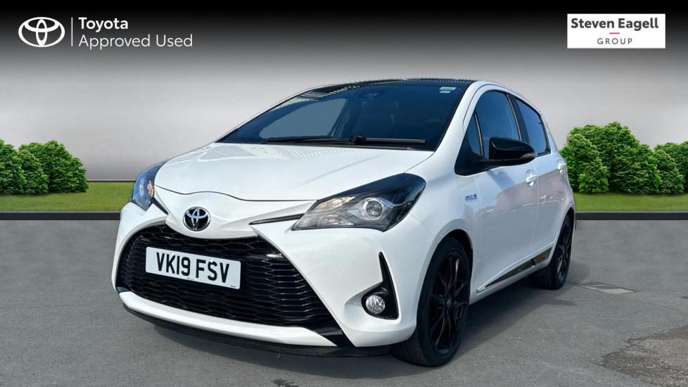 Main listing image - Toyota Yaris