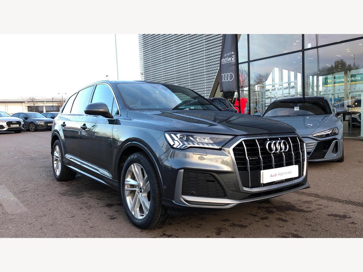 Main listing image - Audi Q7