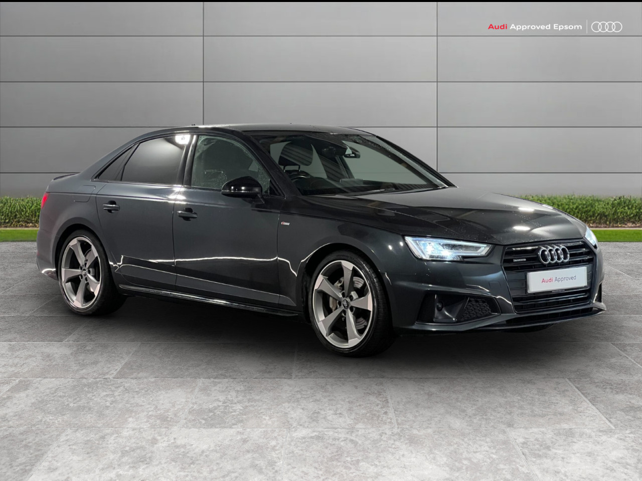 Main listing image - Audi A4