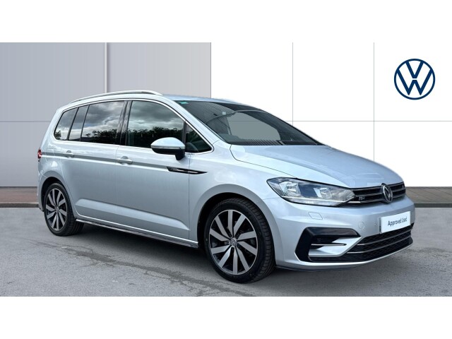 Main listing image - Volkswagen Touran