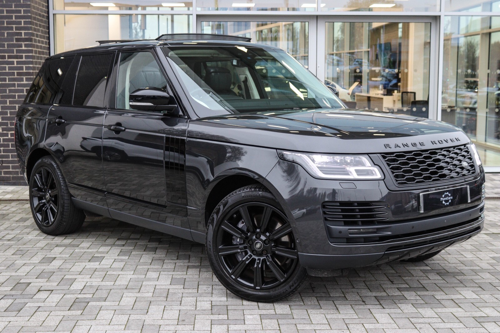 Main listing image - Land Rover Range Rover