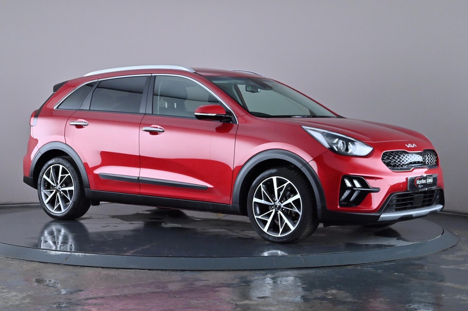 Main listing image - Kia Niro